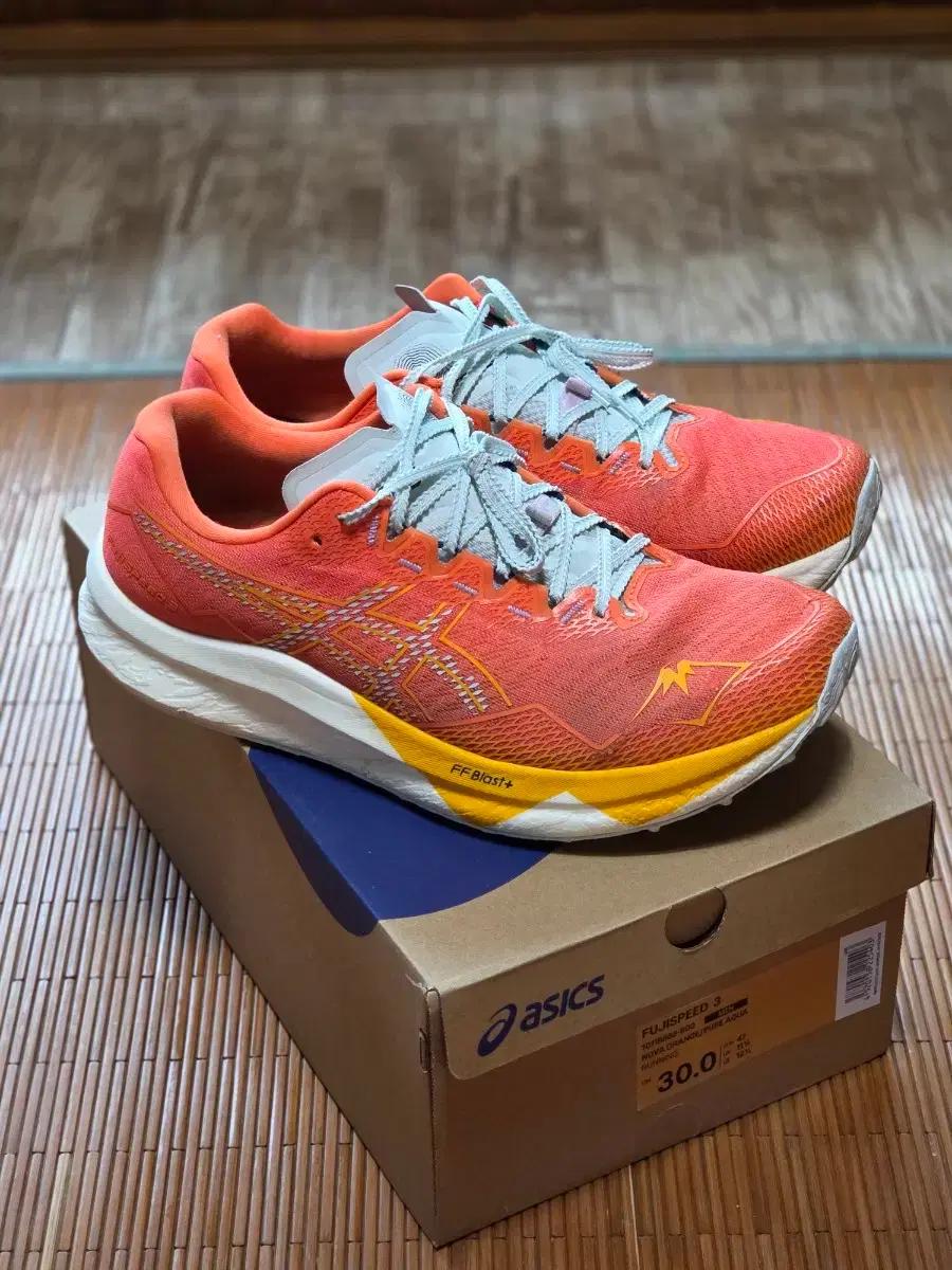 아식스 후지 스피드 3 300 사이즈