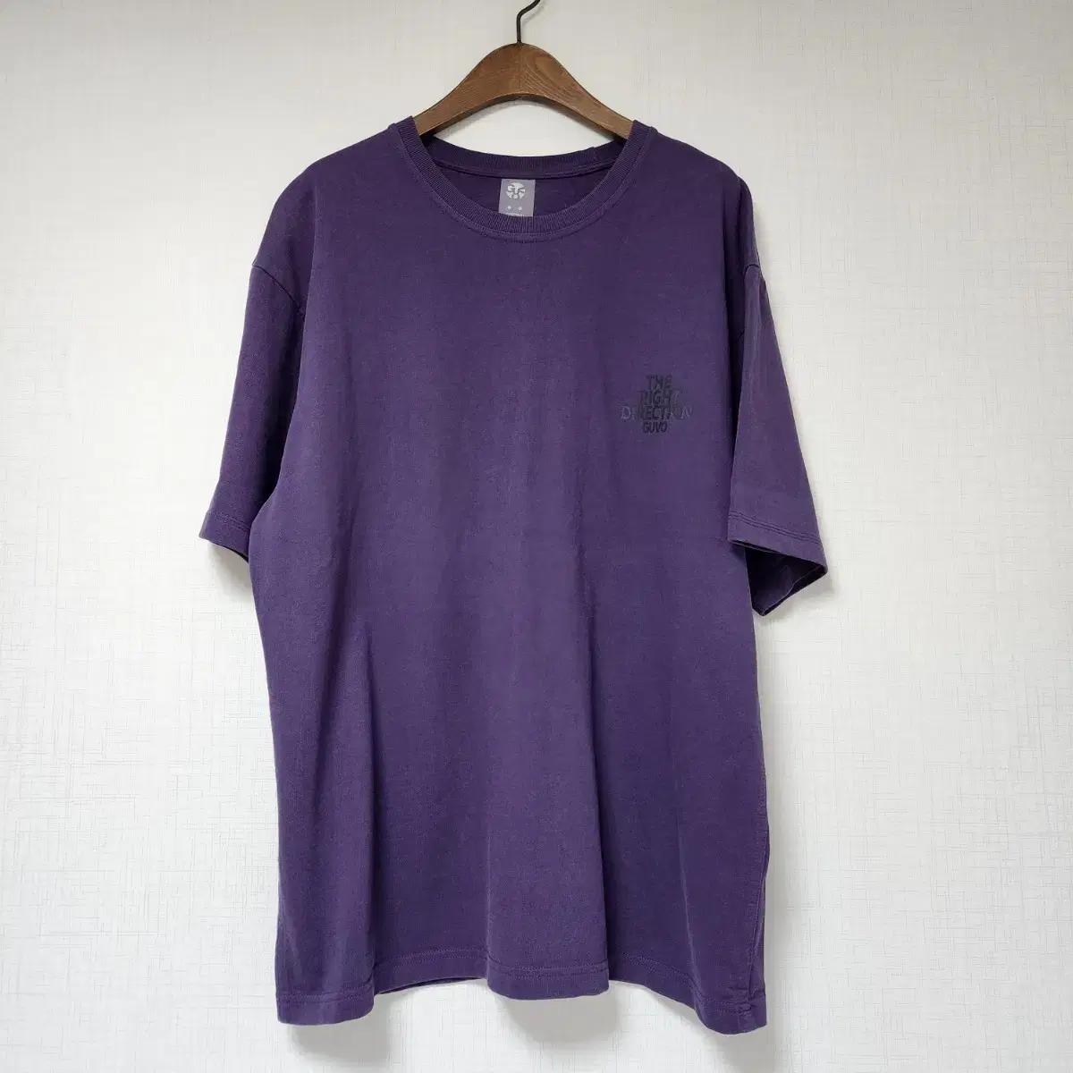 GUVO 반팔 티셔츠