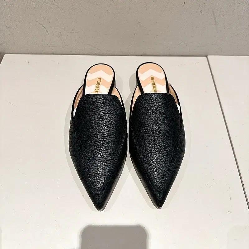 (정품/새상품) 니콜라스 커크우드 여성 블랙 BEYA 뮬