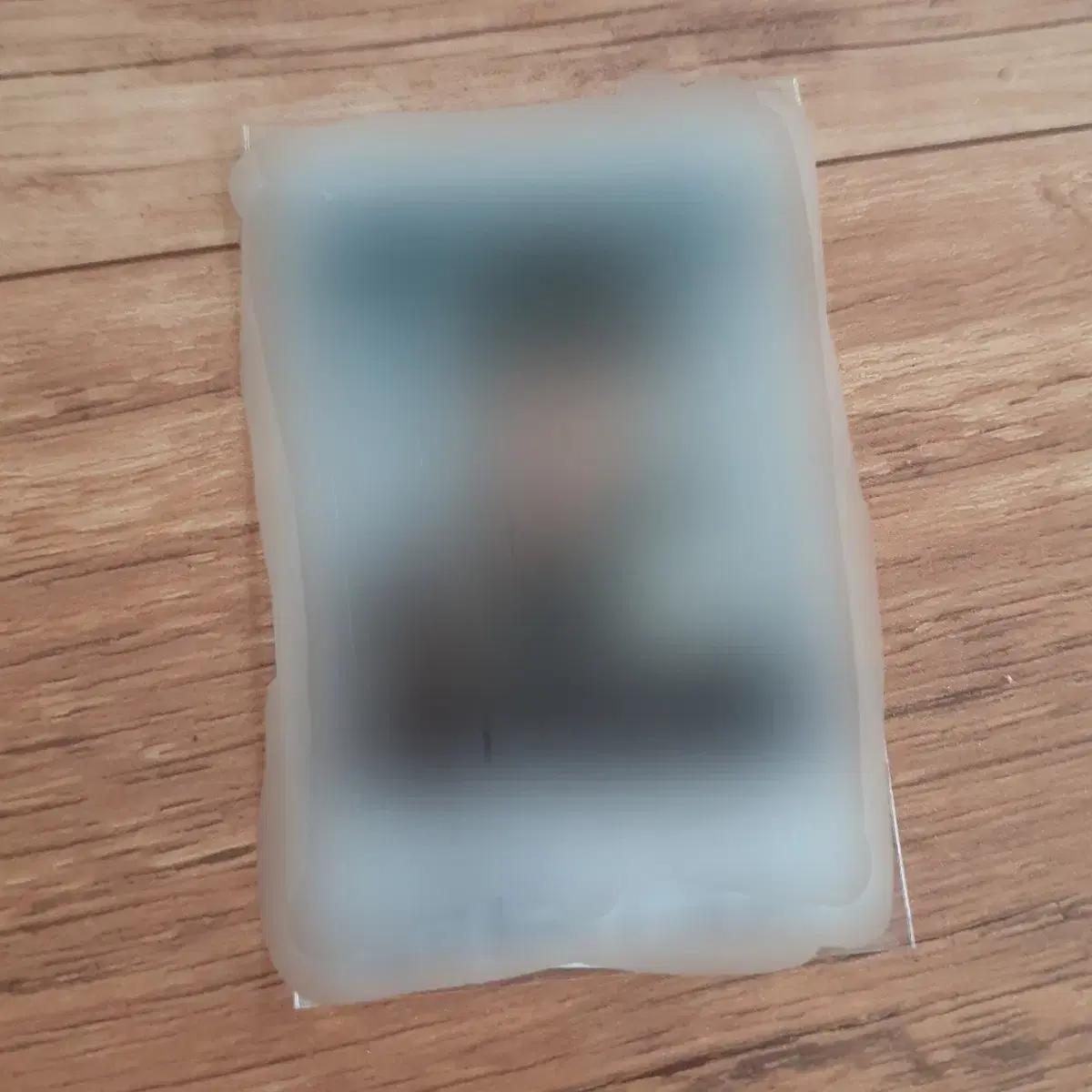 온앤오프 효진 싸인폴라