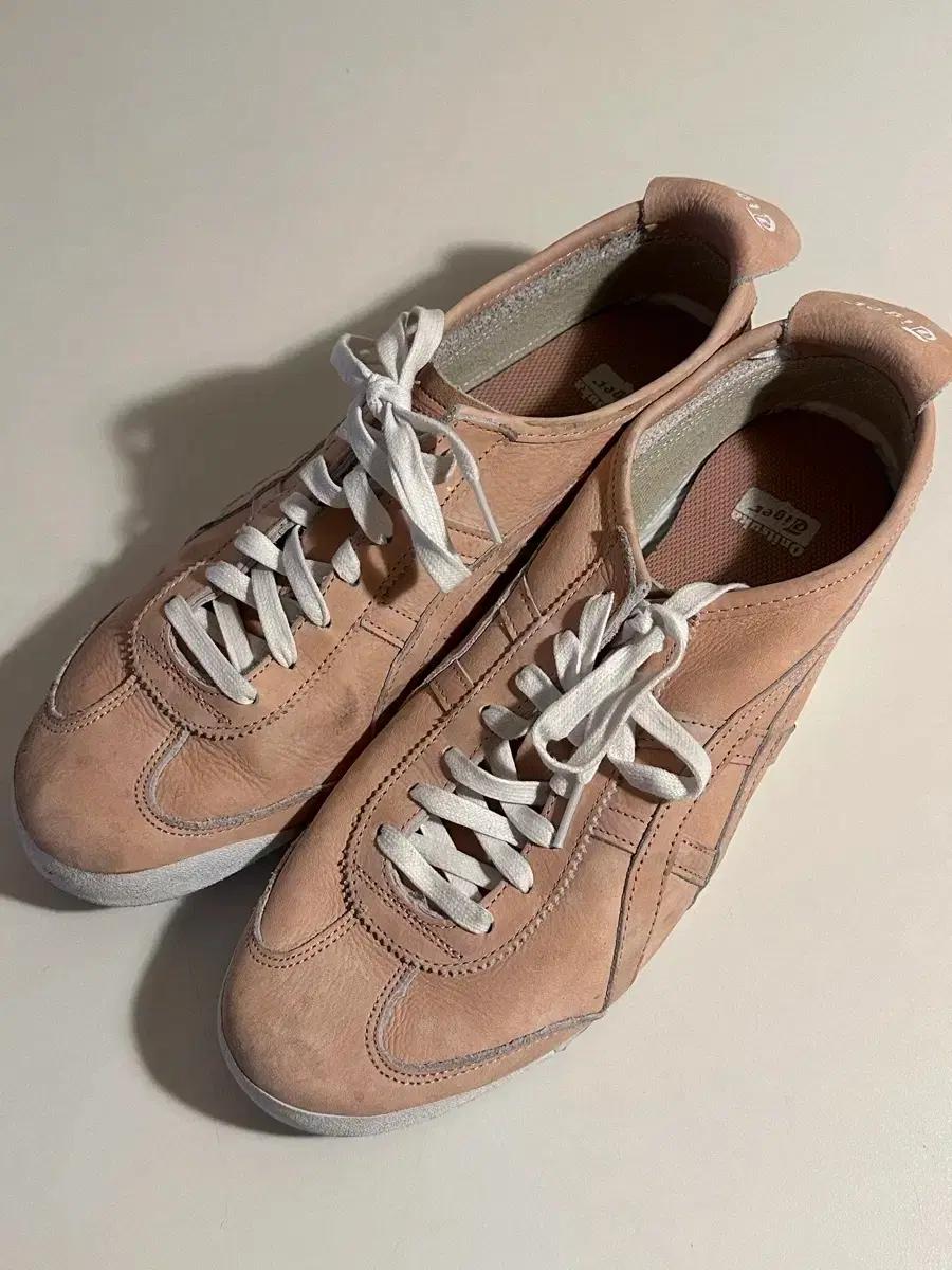 오니츠카 타이거 멕시코66 레더 285