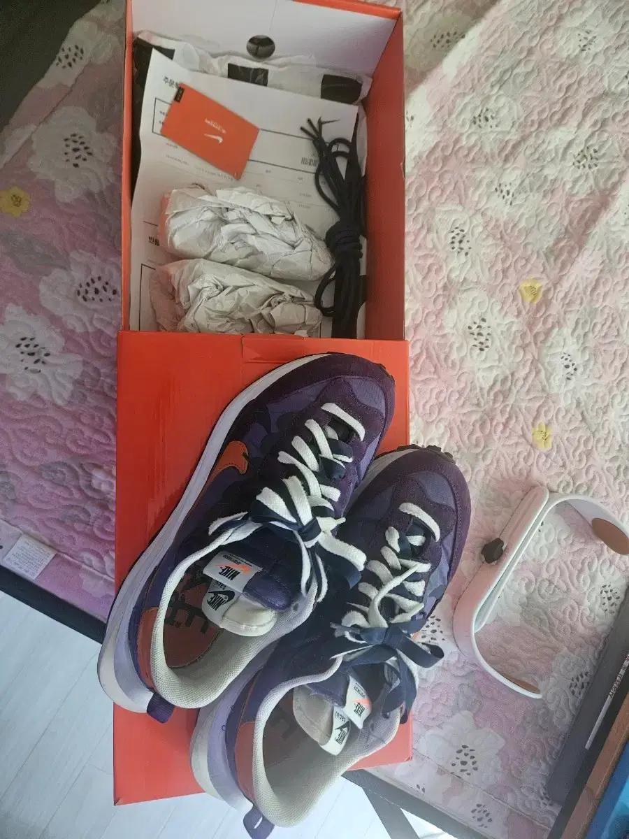 나이키 사카이 베이퍼와플 다크 아이리스