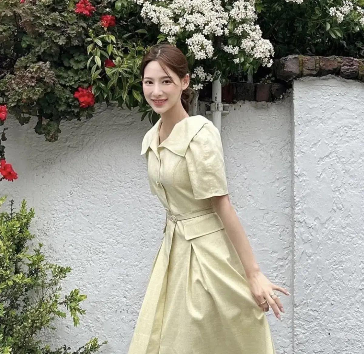 택새상품_40만원] 온앤온 단종_하객룩 상견례룩 여름반팔원피스