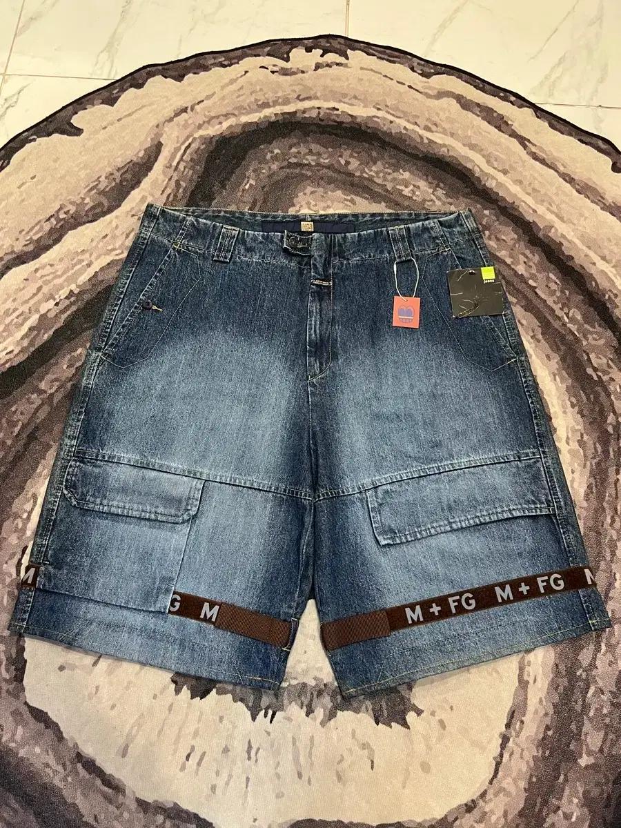 VINTAGE MARITHE + FRANCOIS GIRBAUD 하프팬츠