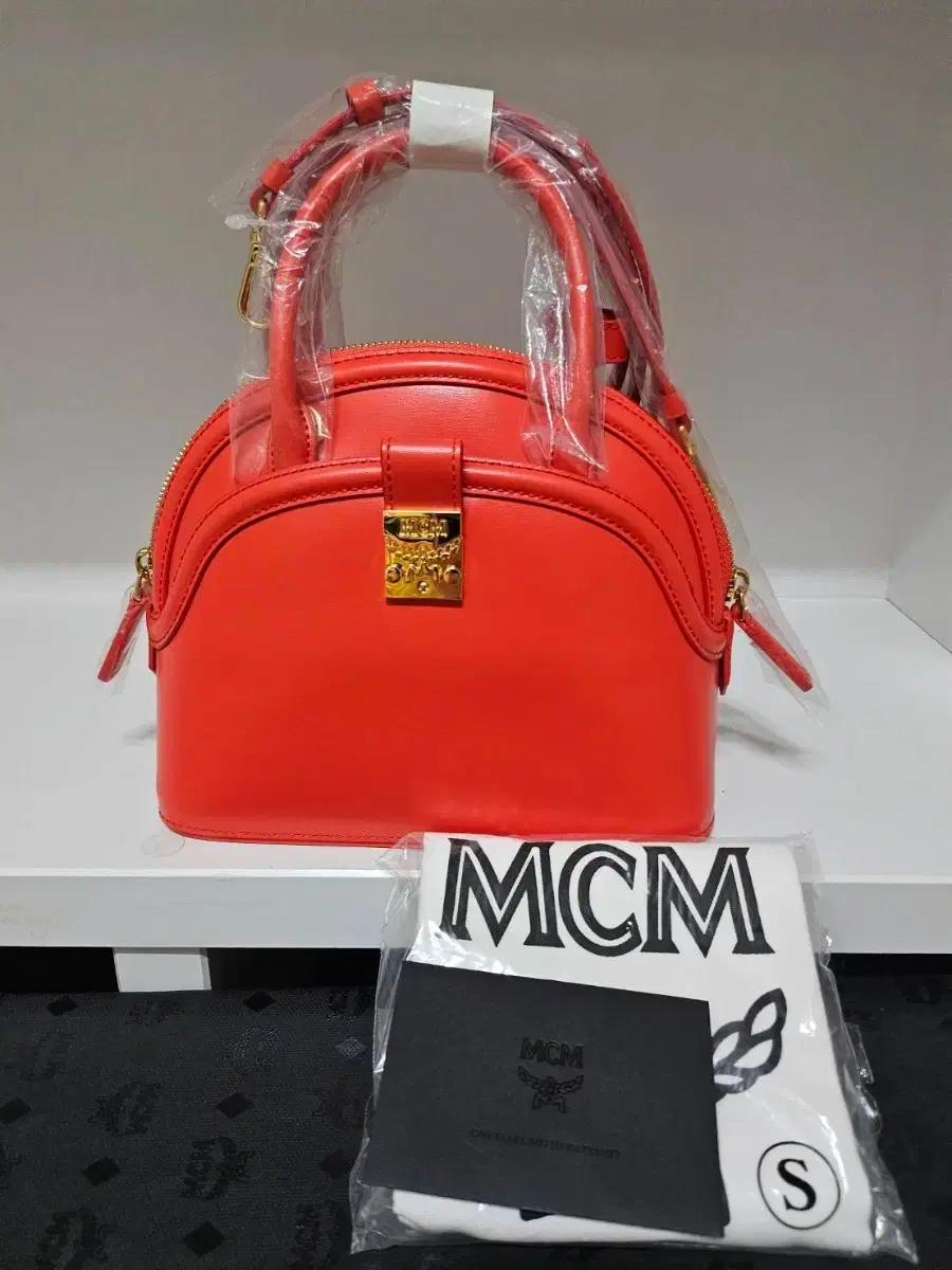 MCM 정품 가방 팔아요