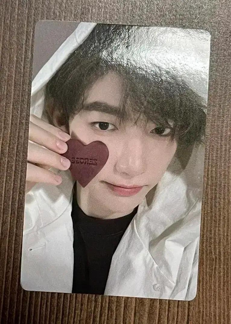제베원 한정판 로즈데이 쿠키세트 제베원 포카 멤버별 개별 양도합니다