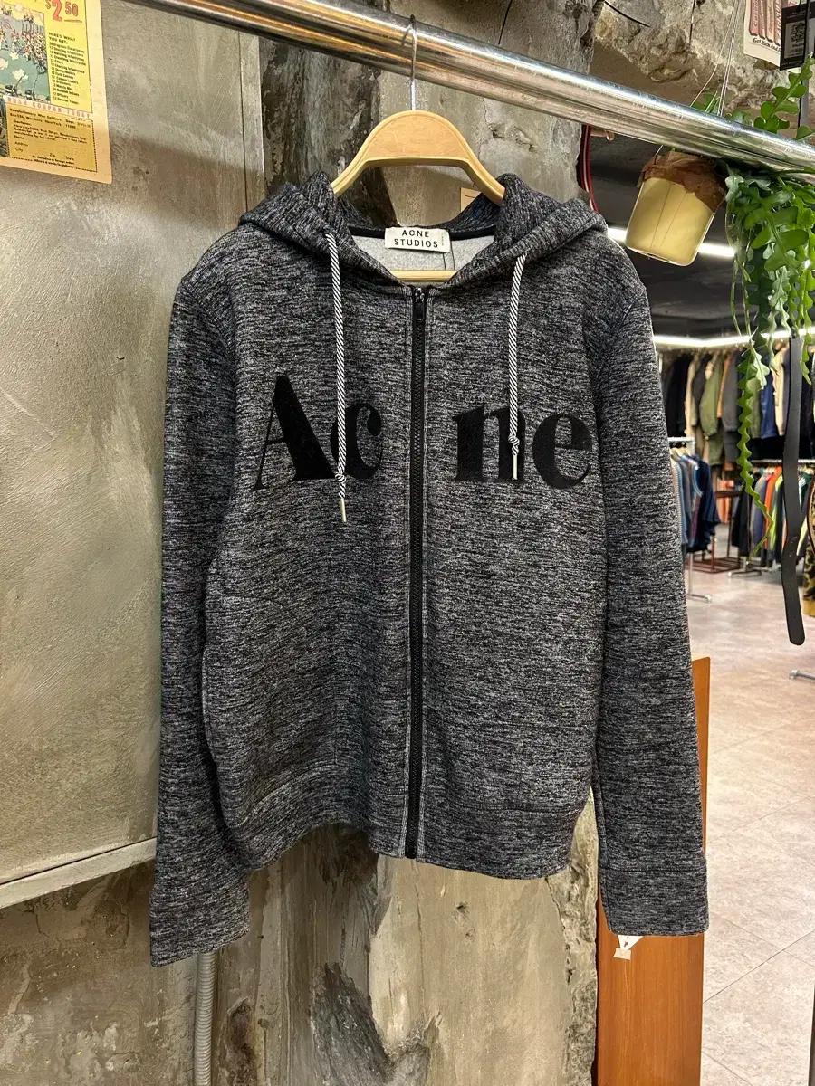 Acne Studios 아크네 스튜디오 후드집업