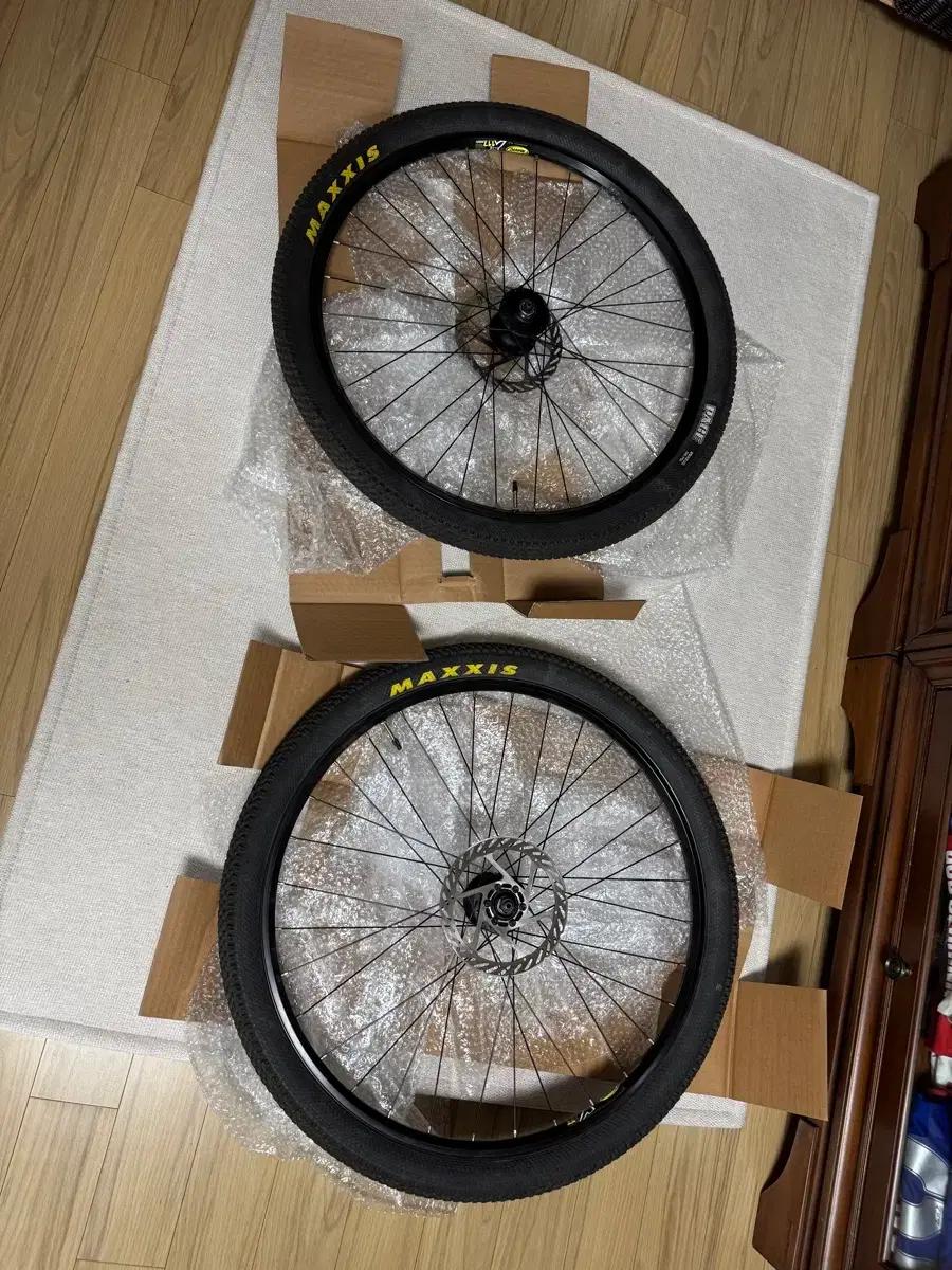 MAVIC MTB 휠셋 26인치