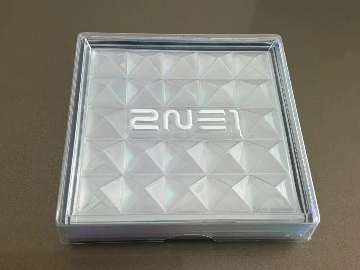 투애니원 2ne1 미니 1집 아이돈케어 파이어