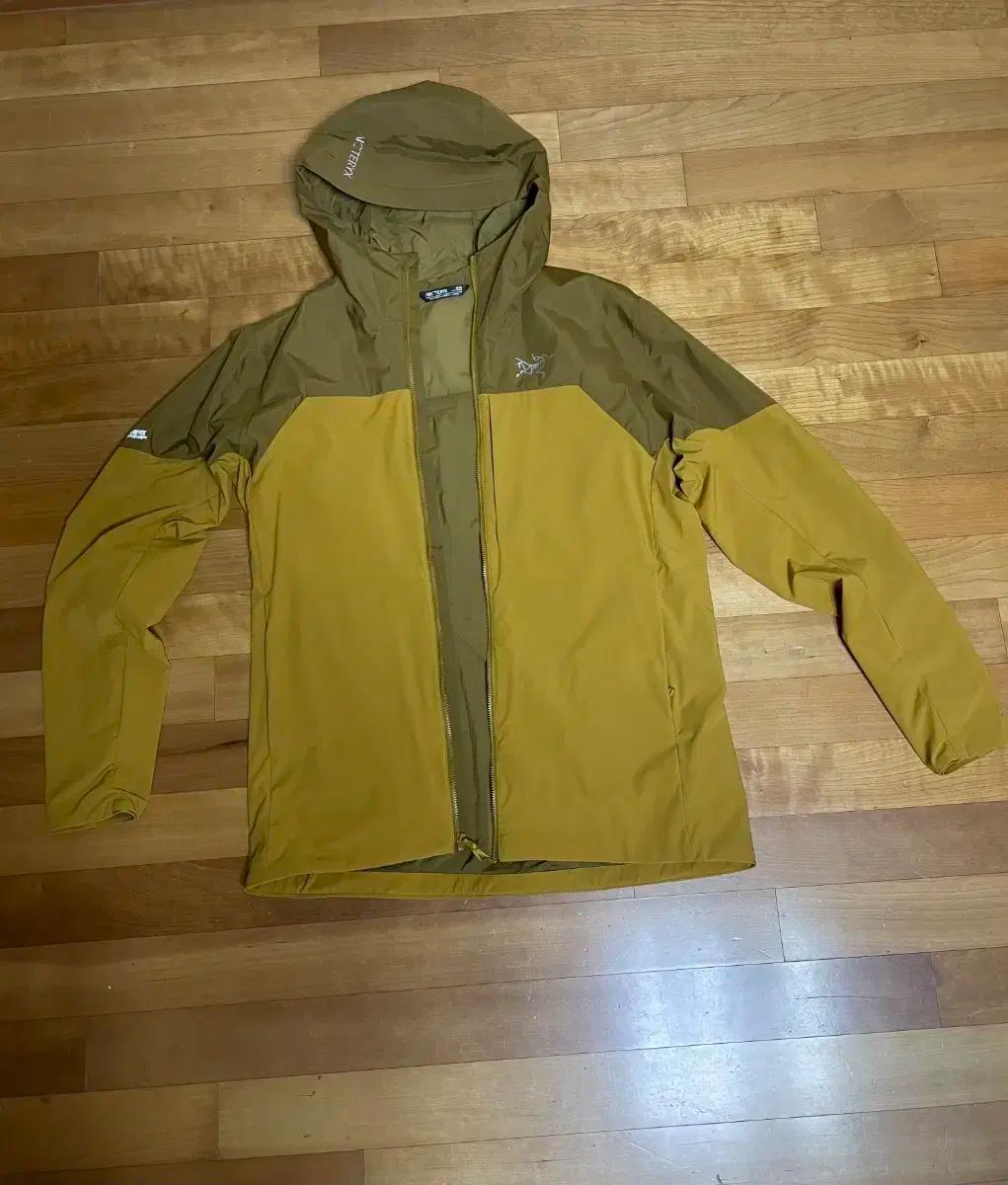 아크테릭스(ARC TERYX)프로톤 하이브리드 후디 맨