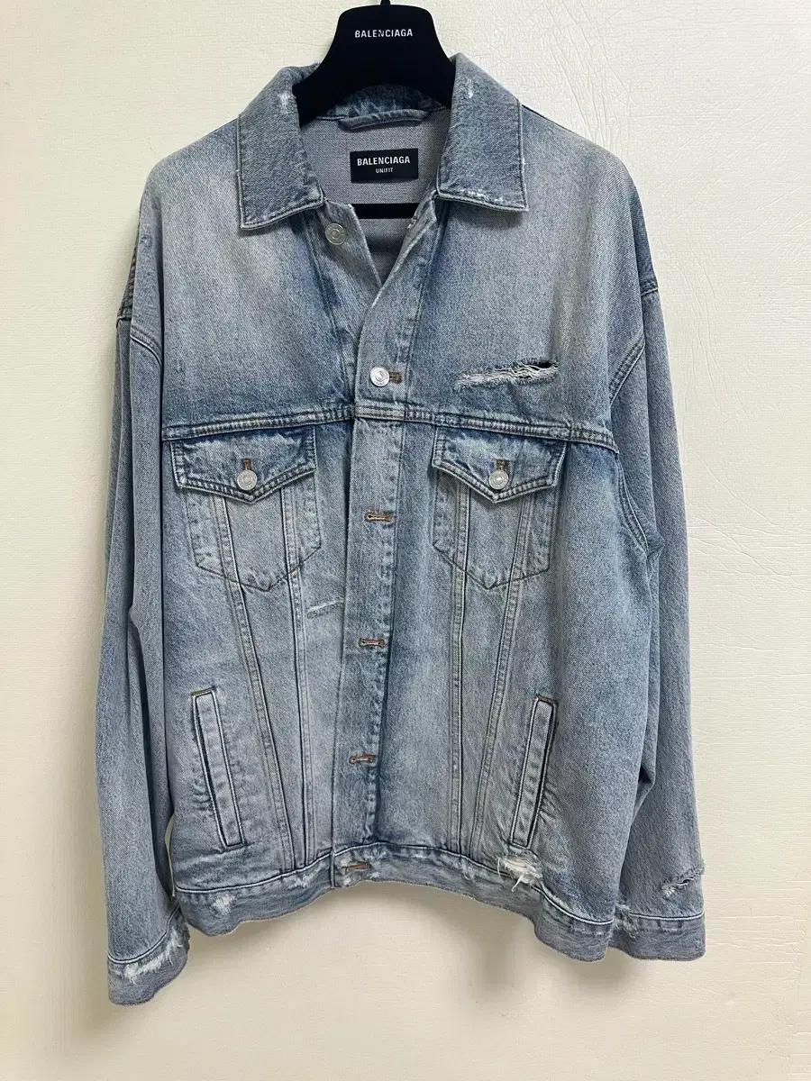 발렌시아가 청자켓