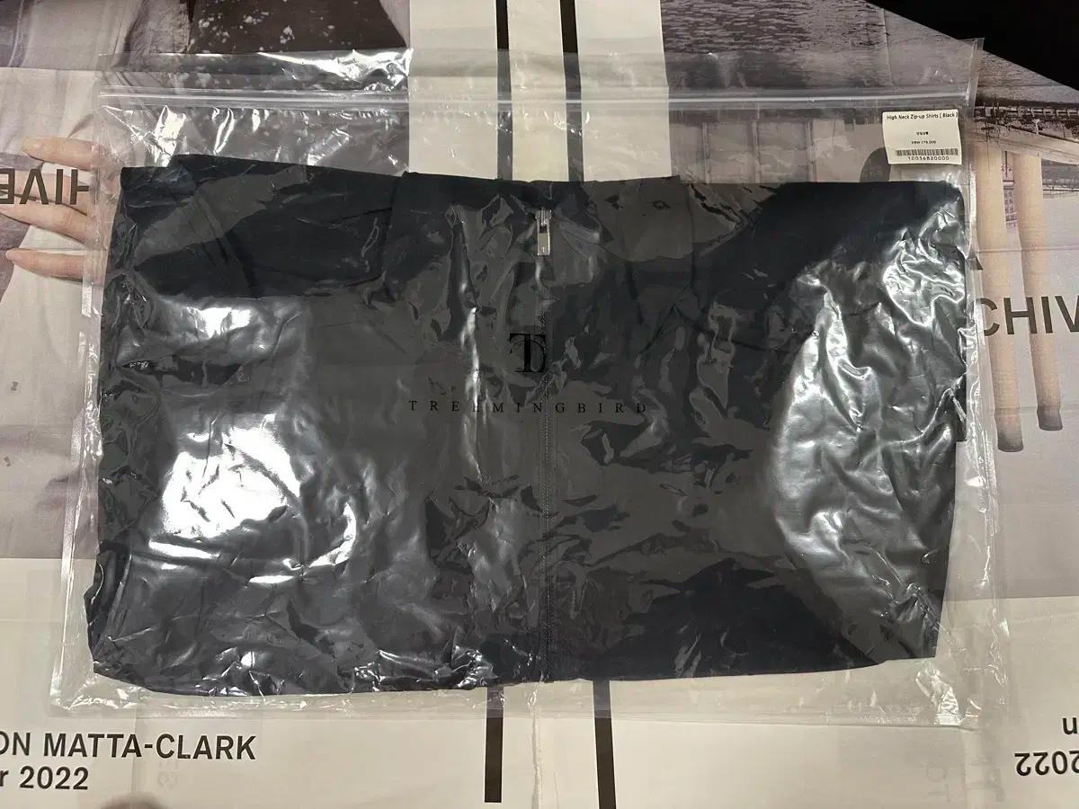 트리밍버드 하이넥 집업 셔츠 블랙 / Treemingbird