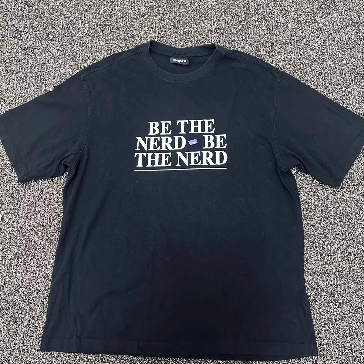 NERDY 널디 반팔티셔츠 블랙 M