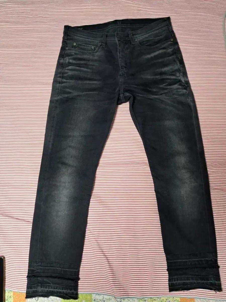 닐바렛 블랙진 발맹 발망