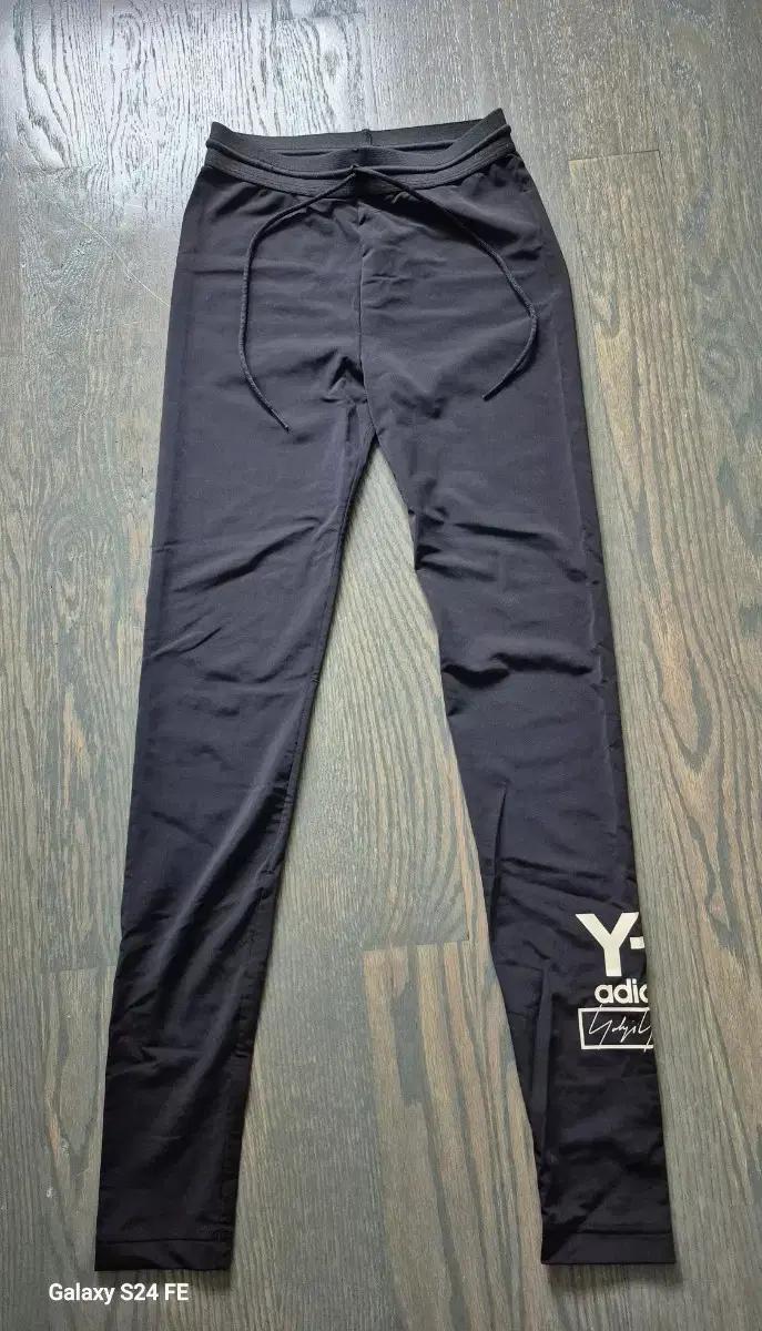 Y-3 블랙 레깅스 XS