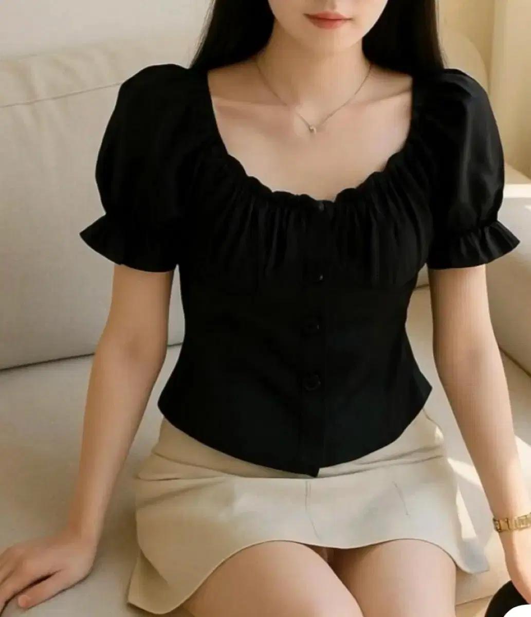 여름 스퀘어넥 여리핏 퍼프소매 프릴블라우스