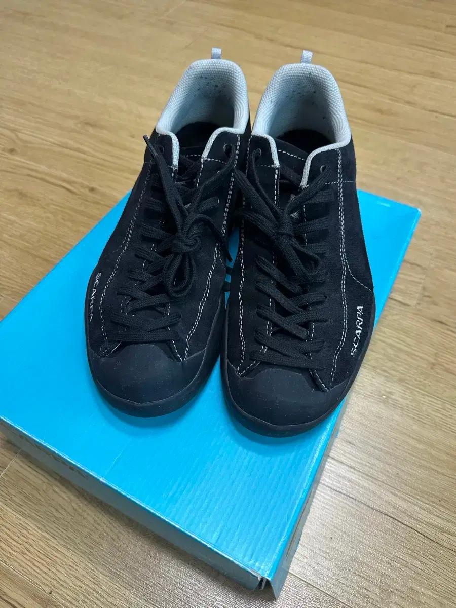 [44]스카르파 모히토 블랙