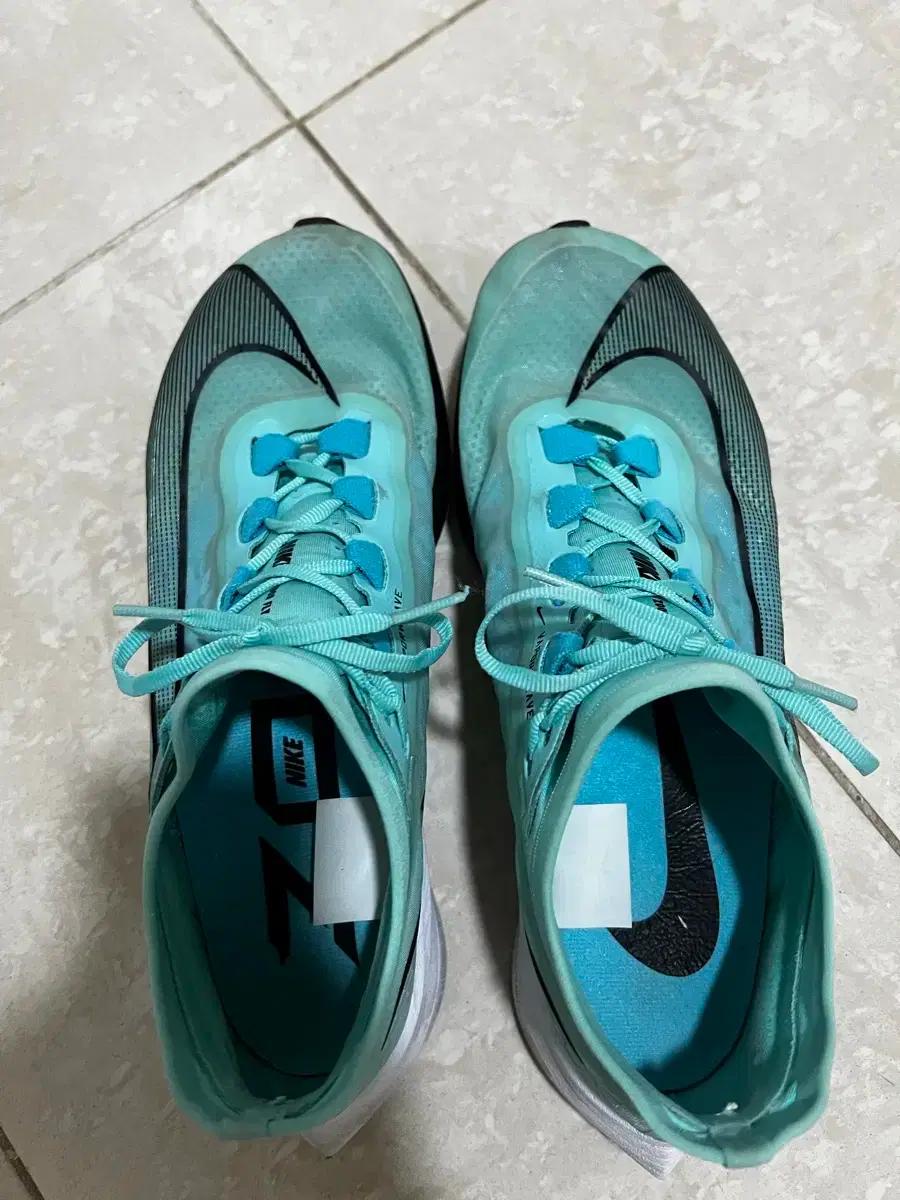 나이키 줌플라이3 러닝화