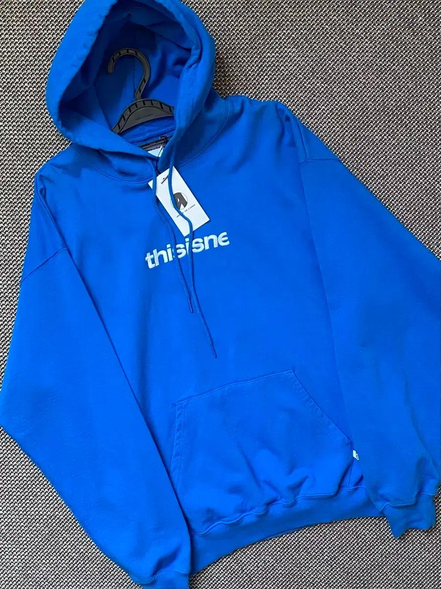 디스이즈네버댓 중앙로고 후드티 ( 새상품 )