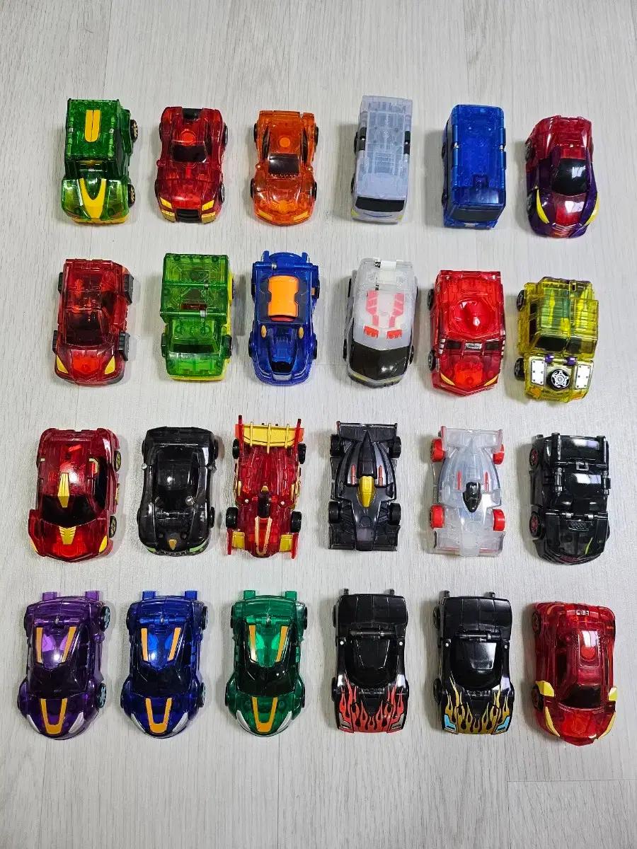 터닝메카드ㅡ에반블루,퍼플,그린 타나토스블랙 피닉스레드  디스크캐논 등등~