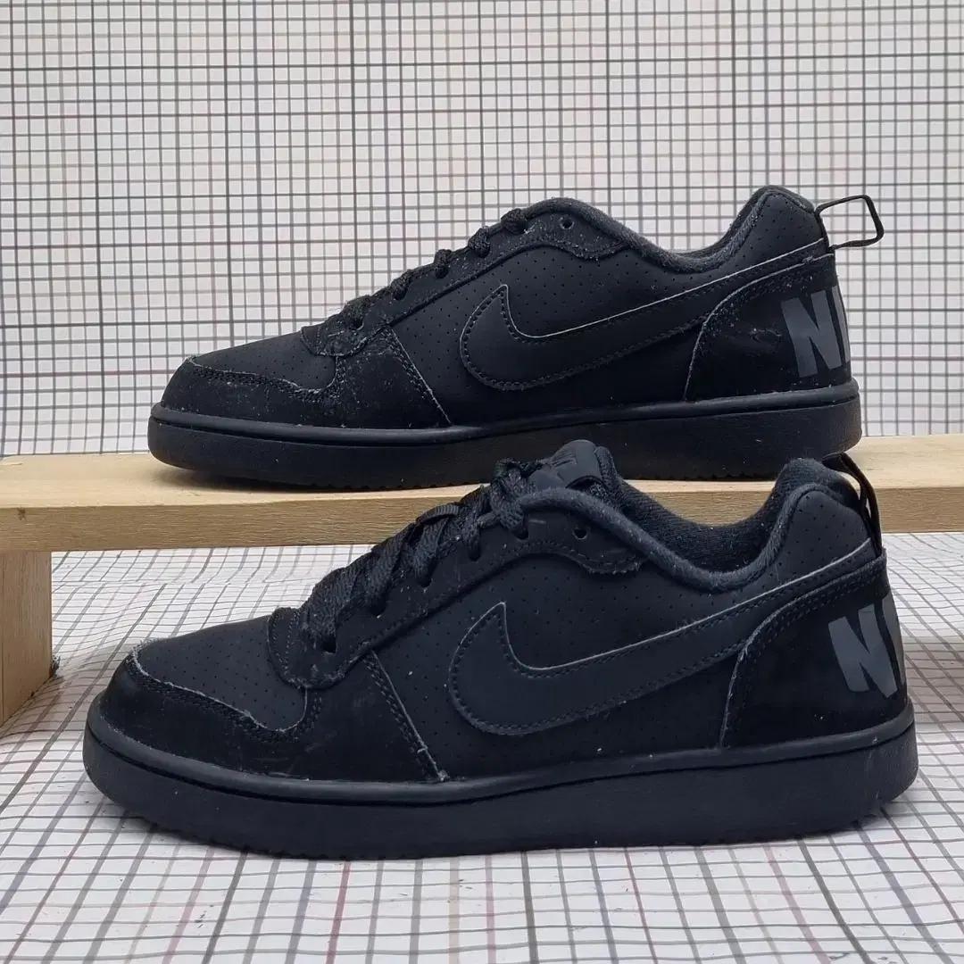 나이키 코트버로우 올블랙 여성스니커즈235.