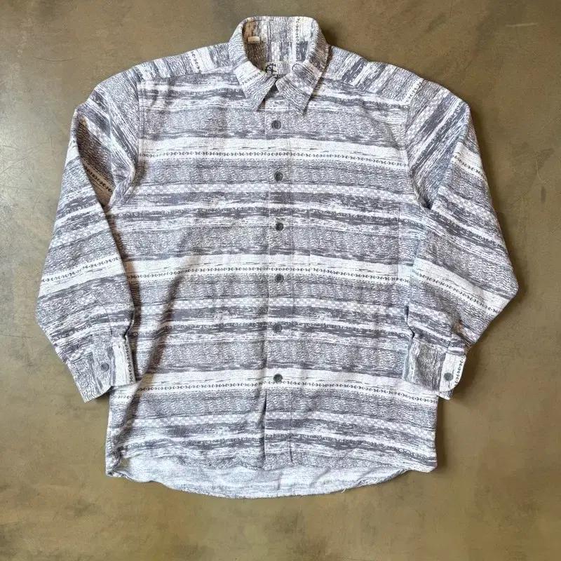 GLOBE TROTTER 에스닉 셔츠