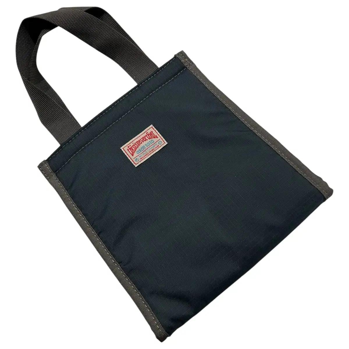 디스이즈네버댓 립스탑 보냉백 가방 새상품