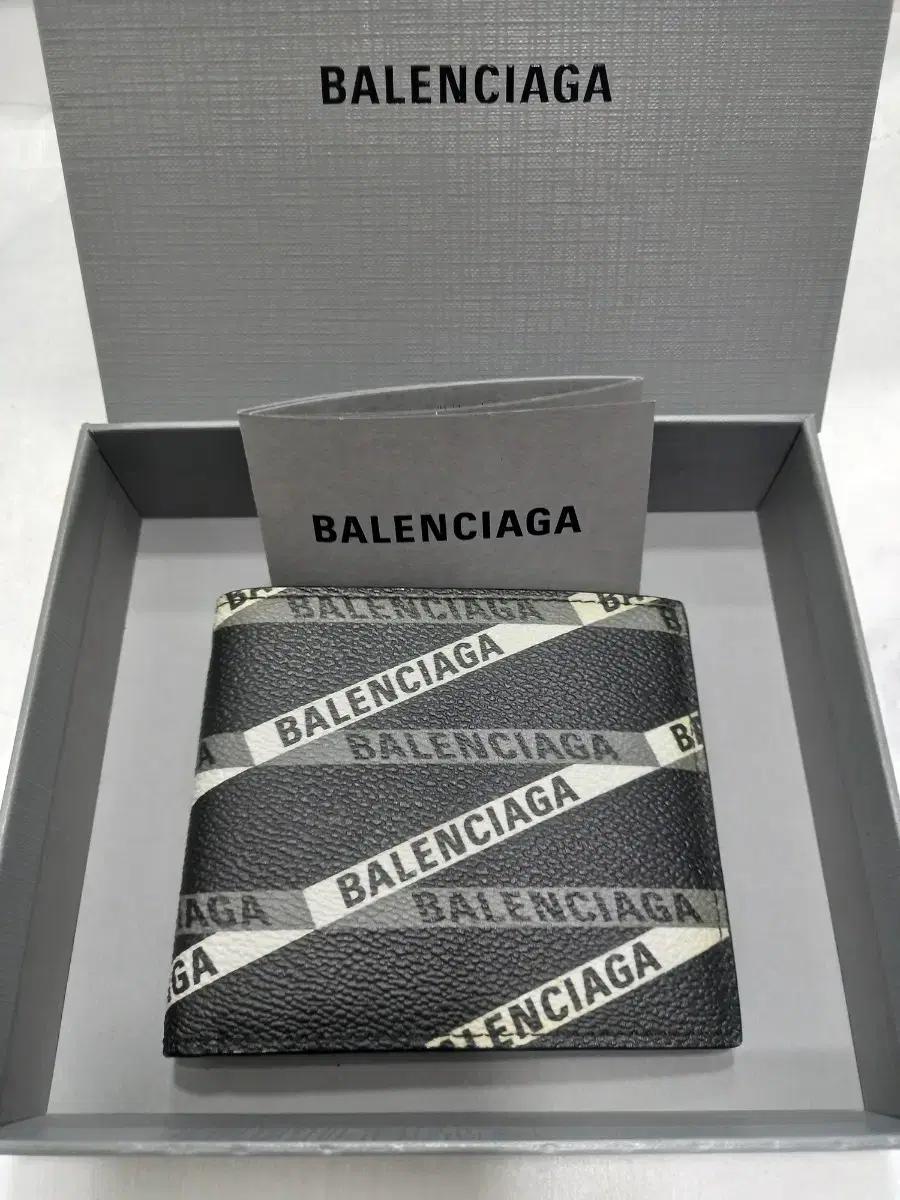 A+/새상품급} 발렌시아가 신형 지갑 (정품검수완료)