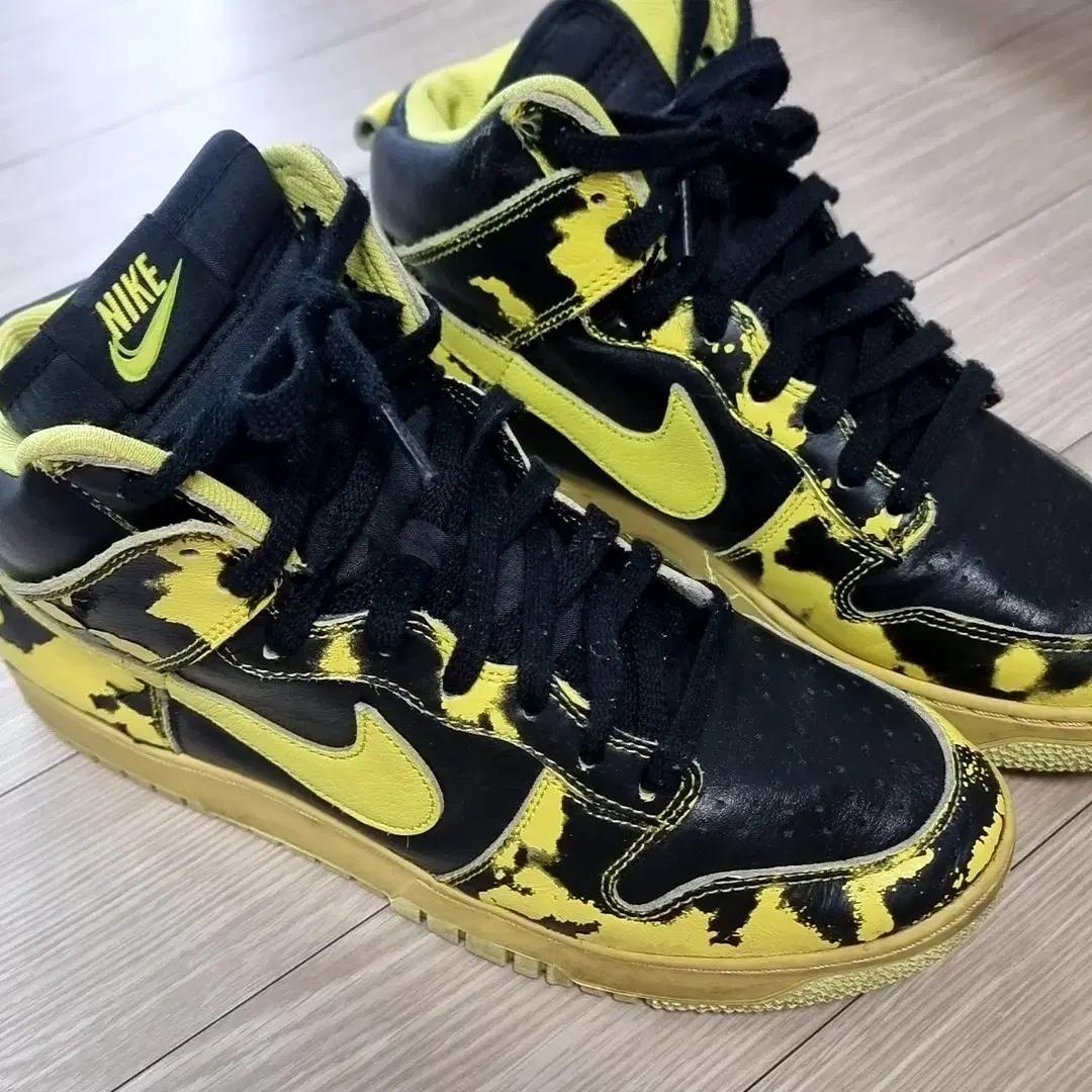 나이키 덩크하이 옐로우에시드(275)