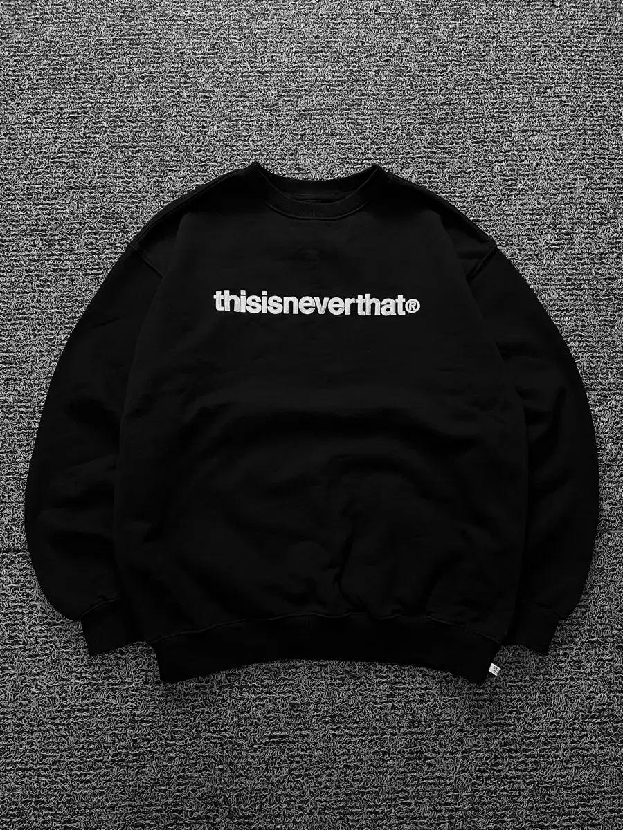 디스이즈네버댓 빅로고 블랙 박시핏 맨투맨