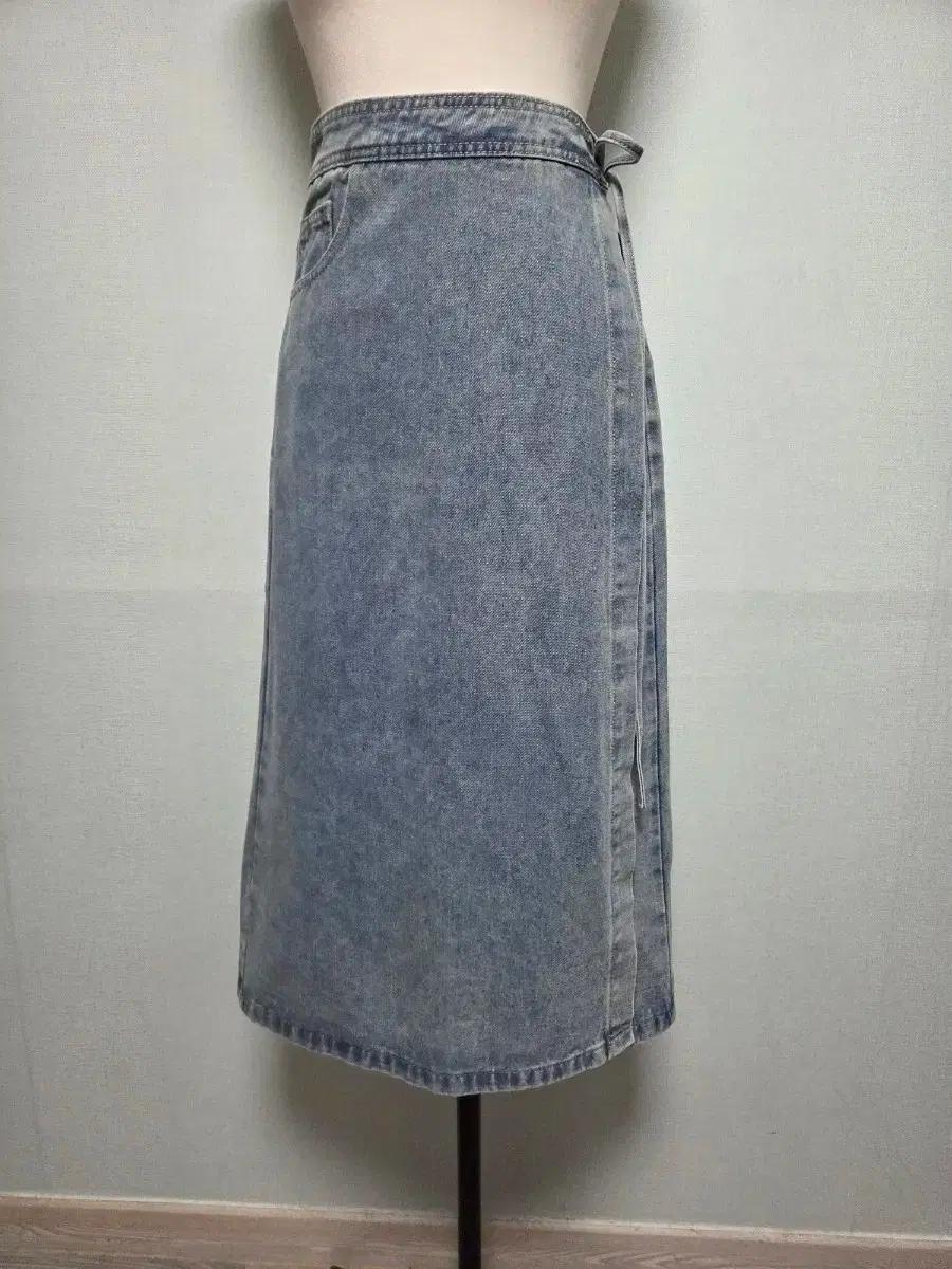 [새상품] S 언발 롱 데님 랩 스커트