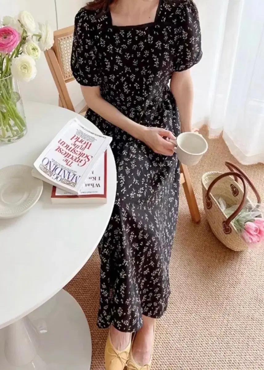 [새상품] 스퀘어넥 퍼프 반팔 나염 플레어롱원피스 여름 휴양지룩 여행룩