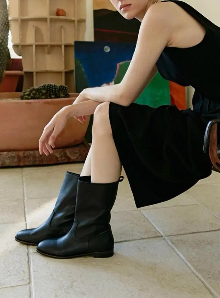 무드나잇 미디부츠 245