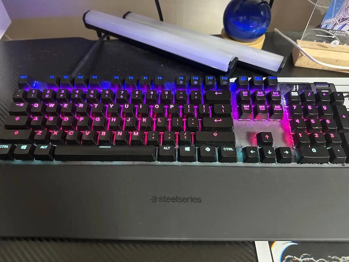 스틸시리즈 Apex Pro US 기계식 유선 게이밍 일반형 키보드