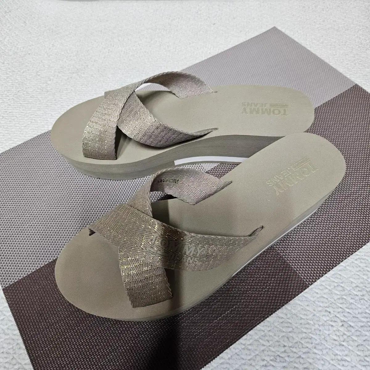 타미진스  여성슬리퍼.타미진스 여자웨지샌들.타미진스 여성슬리퍼