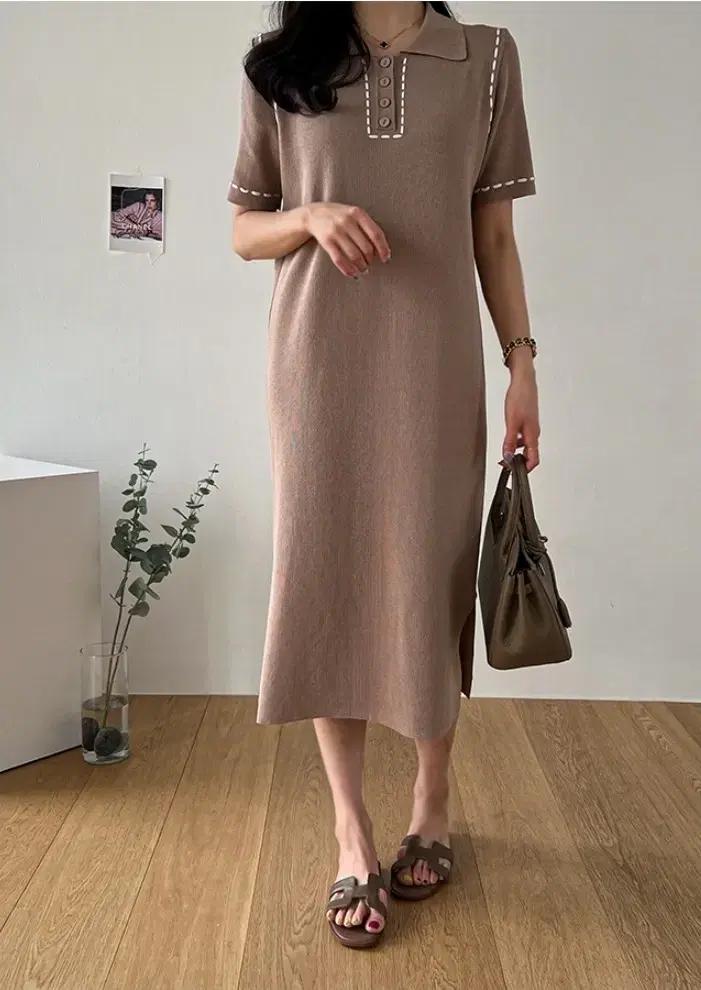 톡톡한찰랑소재 H라인 옆트임롱스커트니트원피스진베이지