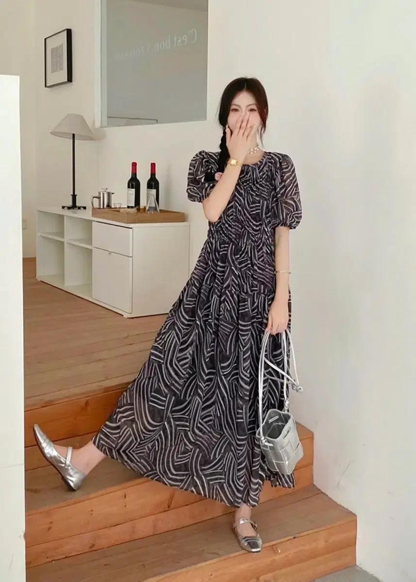 [새상품] 퍼프 셔링 스모크밴딩 나염 쉬폰롱원피스 여름 휴양지룩 데일리룩