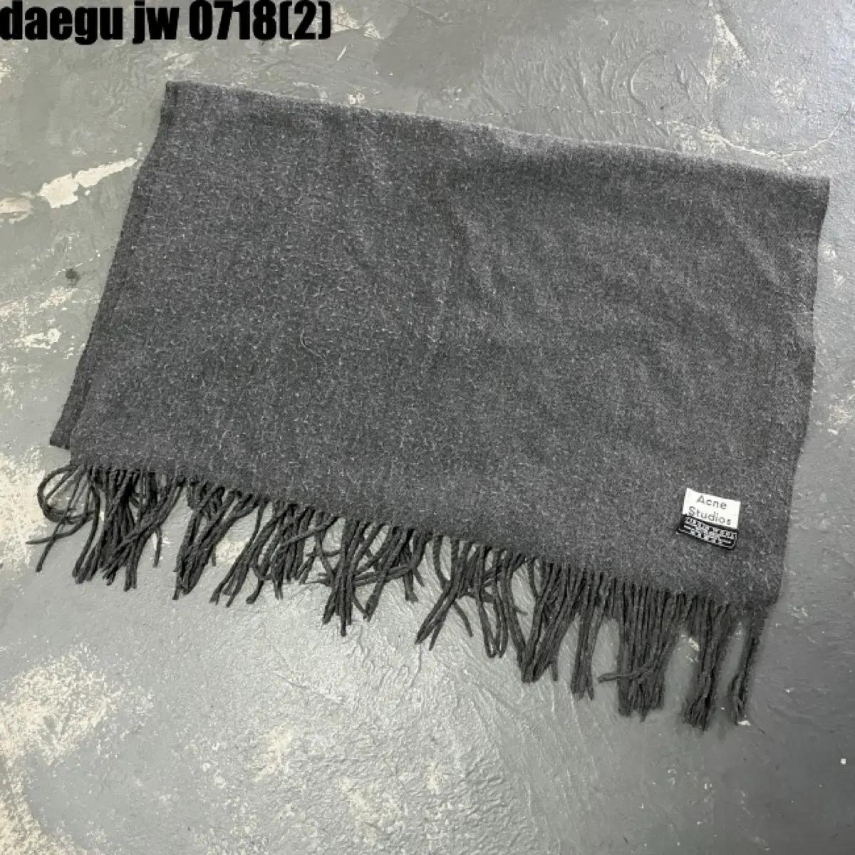 아크네스튜디오 머플러 목도리