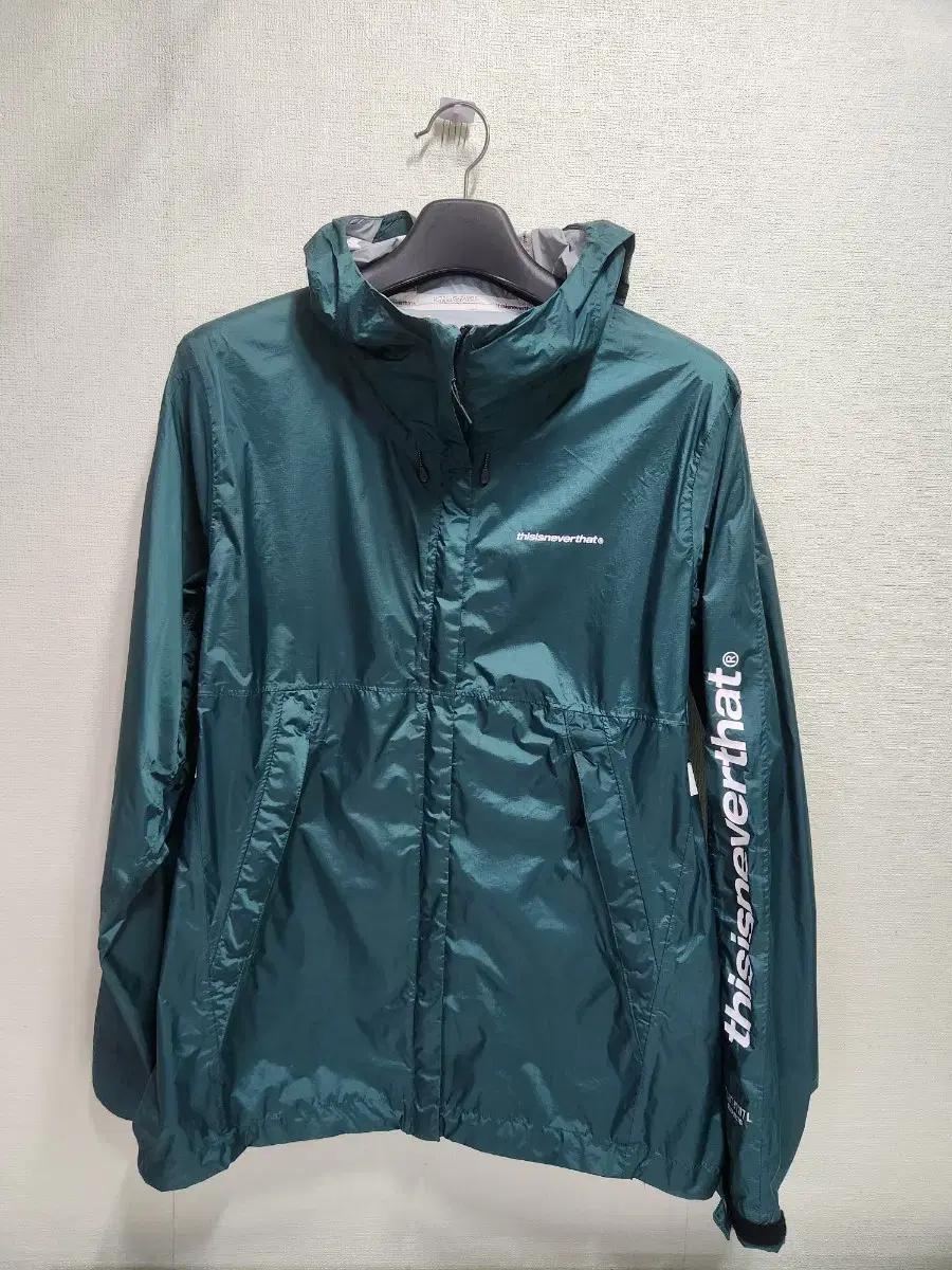 디스이즈네버댓 바람막이 오버핏S