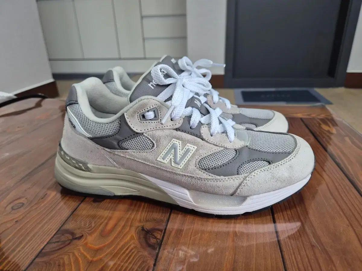 뉴발란스 992