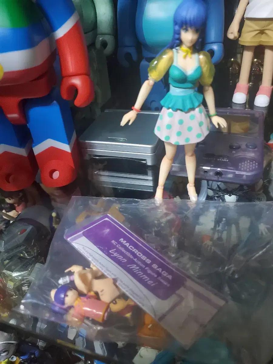 반다이 shf 민메이