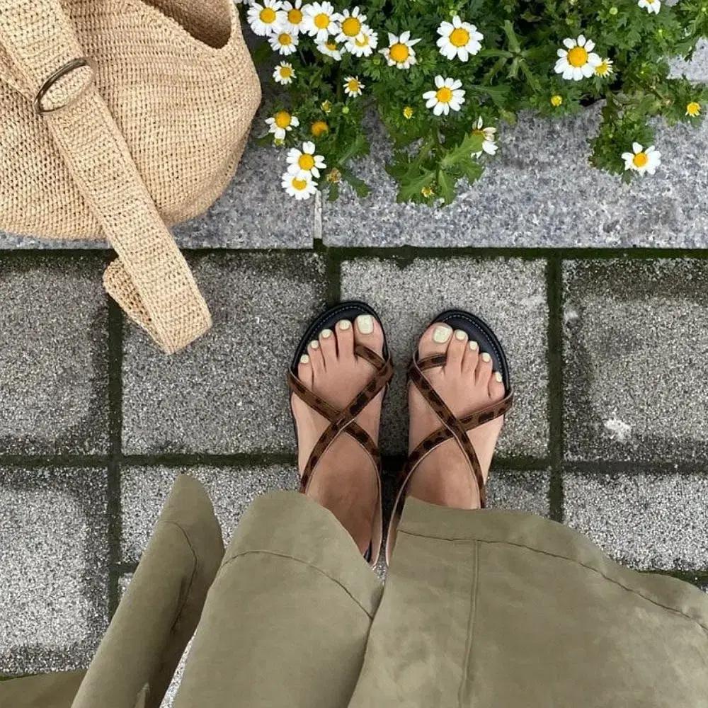 여성 호피 스트랩 경량 휴양지 여행용 여름 발편한 샌들 샌달 신발 245