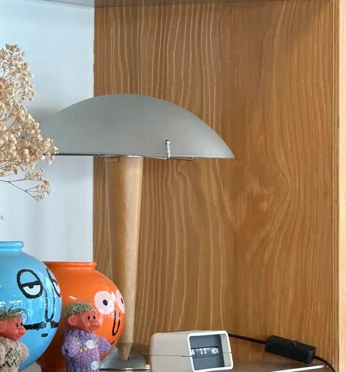 이케아 크빈톨 (ikea kvintol) 빈티지 테이블 조명