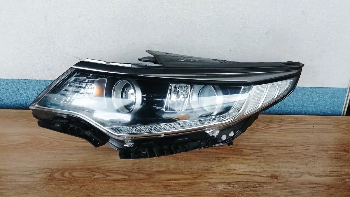 더뉴K5 2세대 HID헤드라이트 운전석 92101D4070