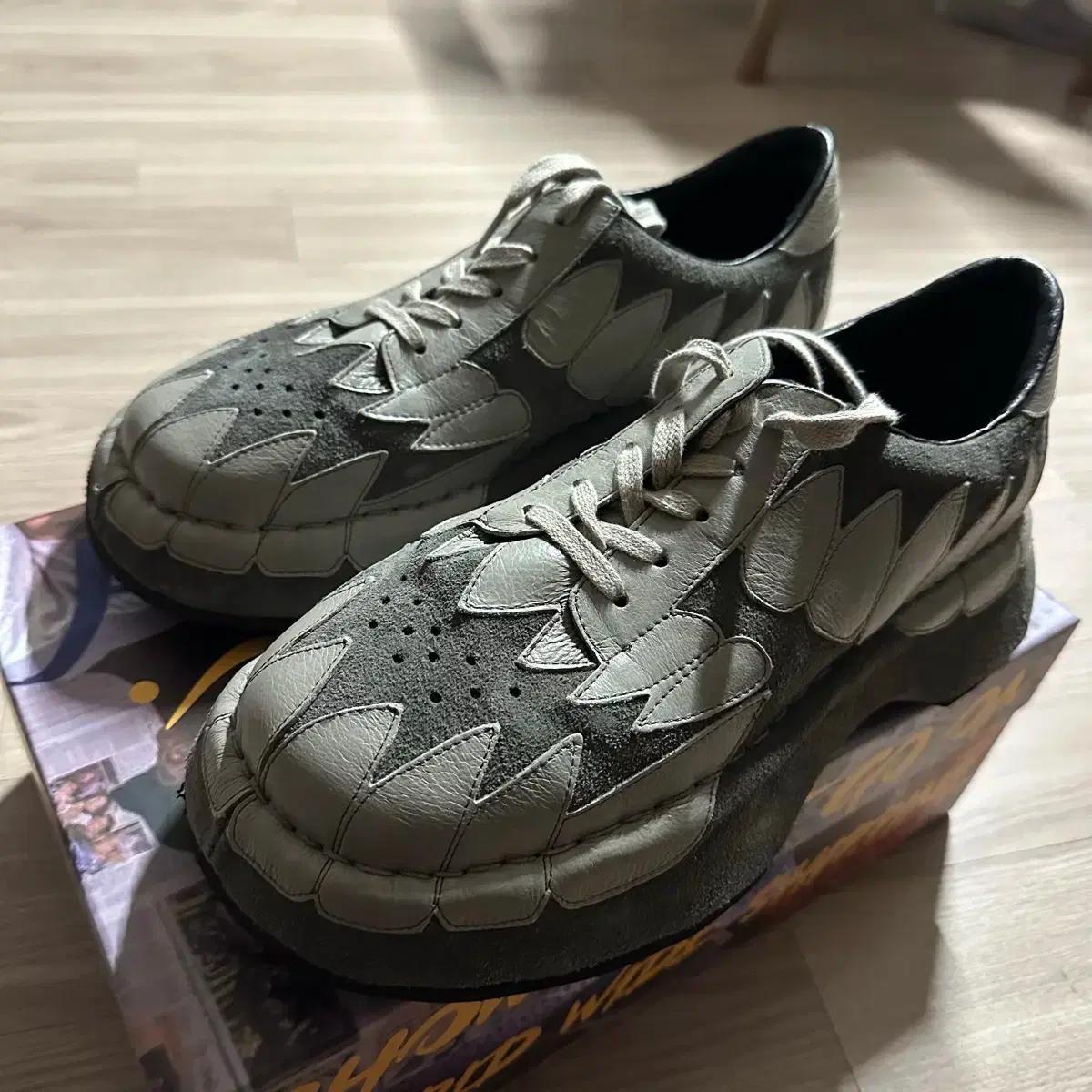 TWOSPC BAEK TEETH 260size 투스페이스