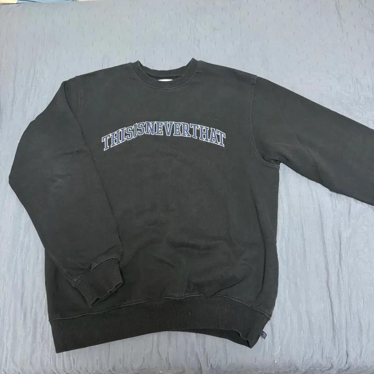 디네댓 맨투맨 아치로고