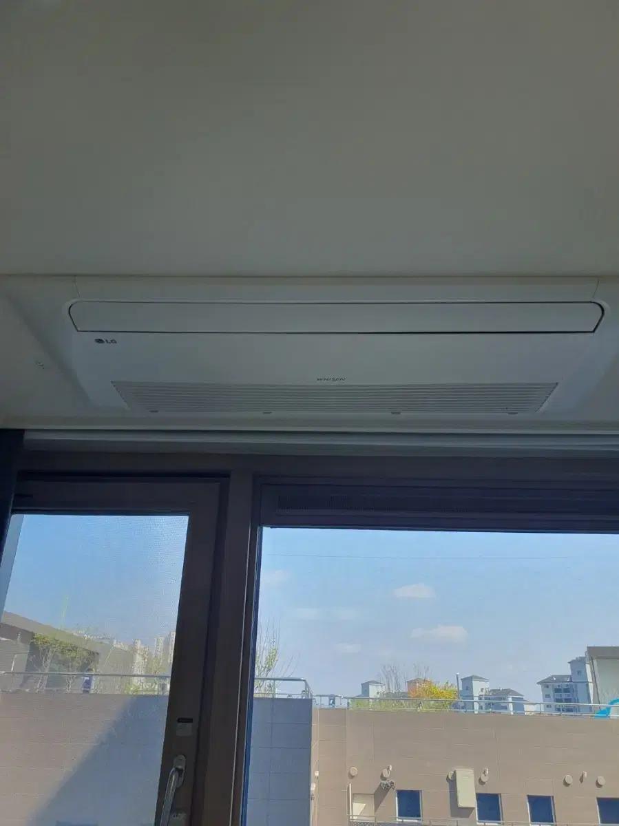 충북 청주 엘지휘센 천장형 인버터 에어컨 실내기 2대 실외기1
