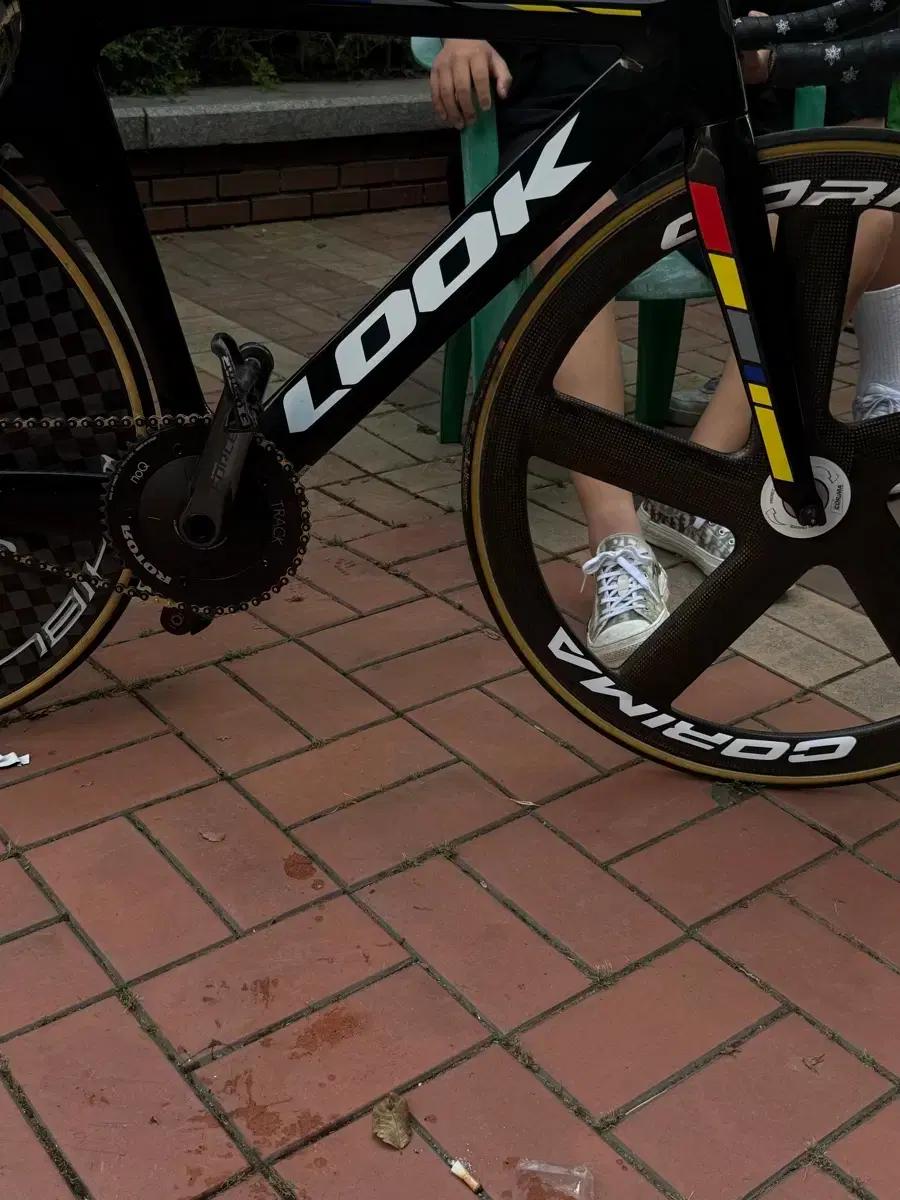 룩 564 M사이즈 프셋으로 비티엣지,비티울트라,써벨로t4구해요