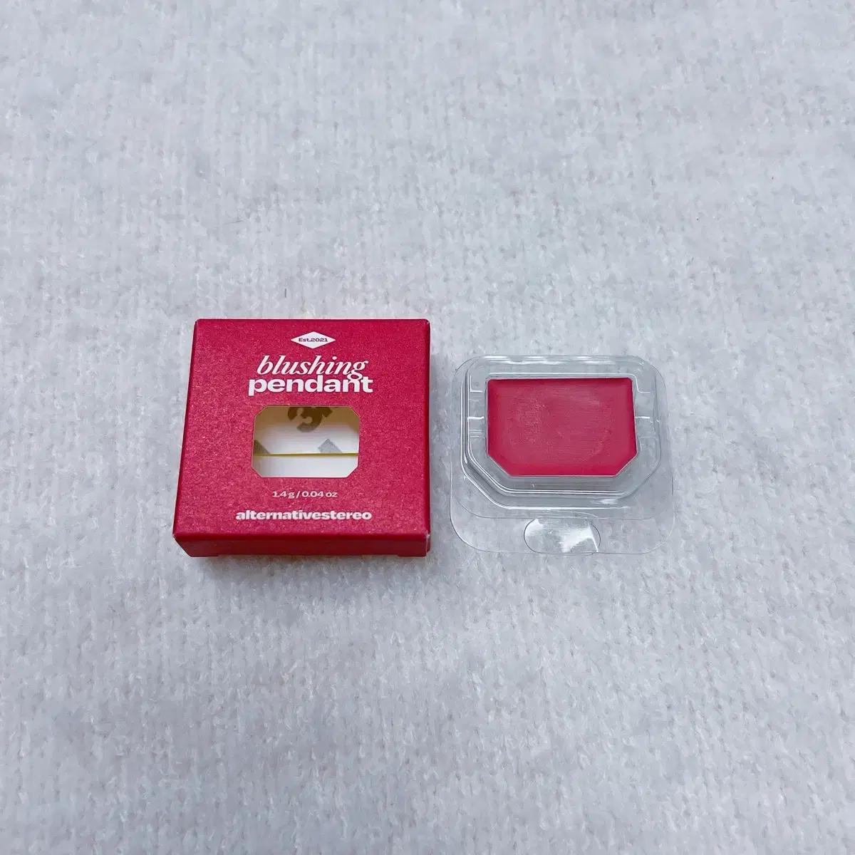 얼터너티브스테레오 블러싱 펜던트 립앤치크 글로우 G6 리본 젬