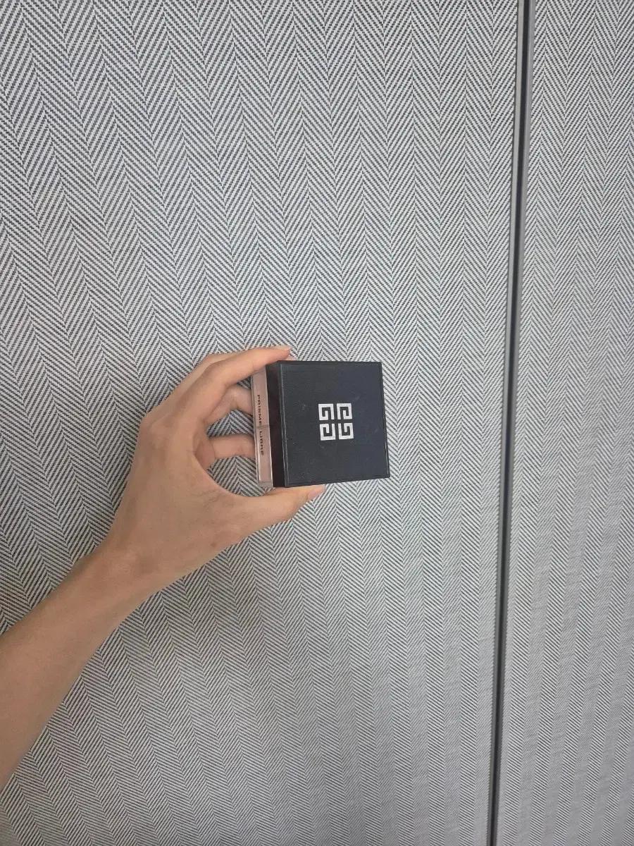 지방시 파우더 4*3g n02새틴블랑